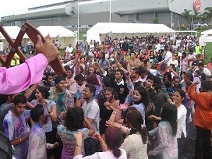 Festival of colours brings-Mela in Waitakere Web